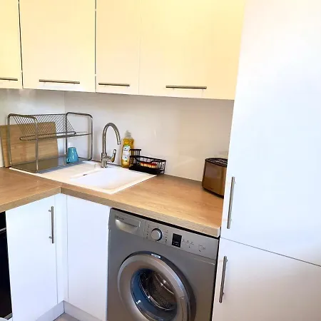 Διαμέρισμα Spacious New And Terrace *