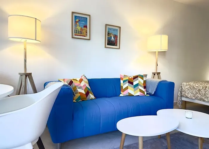 Spacious New And Terrace * Juan-les-Pins